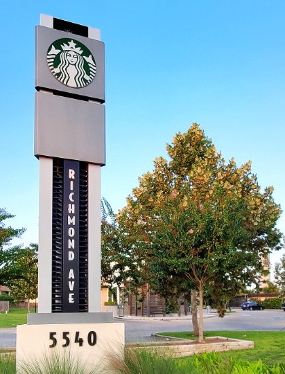 gallery_starbucks_richmond_monument