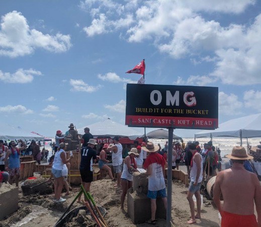 We had fun working with the Gensler team on their Buc-ee's themed sandcastle during the AIA Sandcastle Competition!