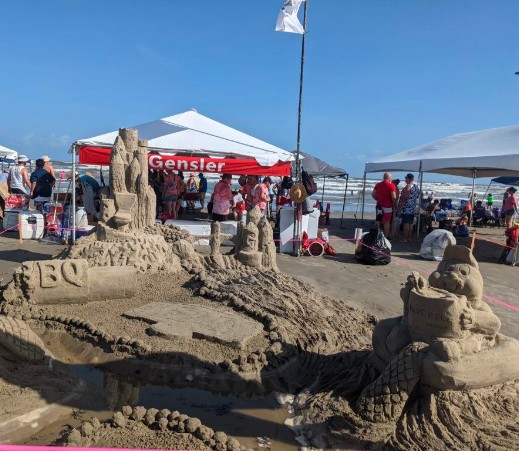 That is one happy beaver made of sand enjoying his time in Galveston during the AIA Sandcastle Competition!