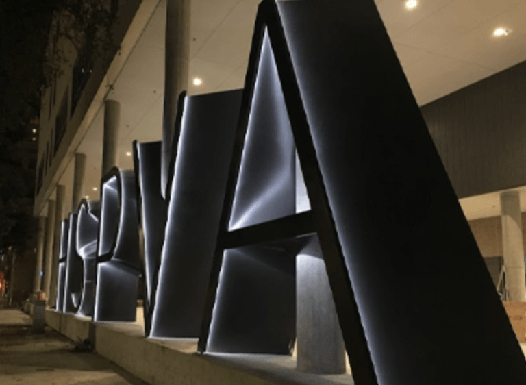 The Latest Ideas for Architectural Signage Crafted into Buildings ...
