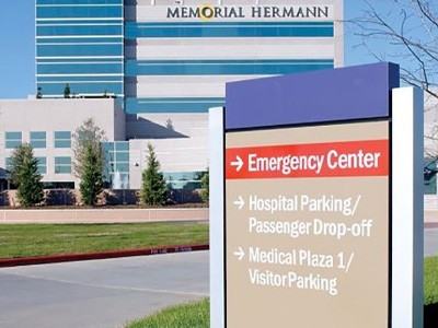 Wayfinding signage for Memorial Hermann Hospital created by National Signs.