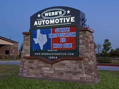 Custom sign in Texas for Webb’s Automotive by National Signs